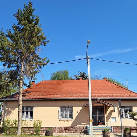 דירות Adand Koppany Vendeghaz מראה חיצוני תמונה